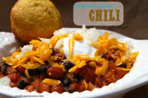 Three Bean Turkey Chili #realhousemoms.com