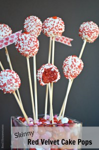 Skinny Red Velvet Cake Pops | Real Housemoms #100calories