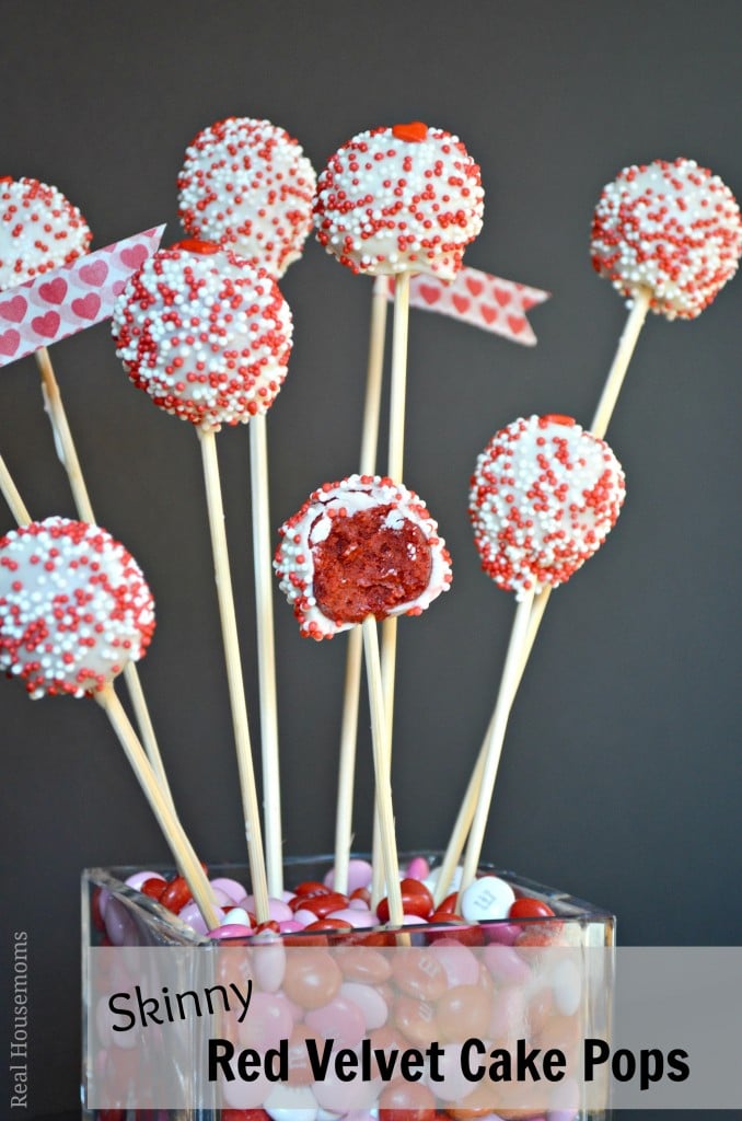 Skinny Red Velvet Cake Pops | Real Housemoms #100calories