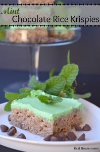 Mint Chocolate Rice Kripsies | Real Housemoms #mintchocolate #stpatricksday #ricekrispies